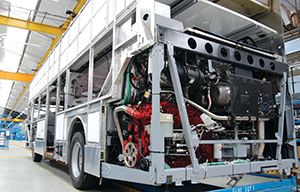 The aluminum structure of the Enviro400. The upper-deck pillars and roof are added later.